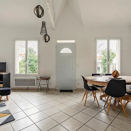 Maison Arcachonnaise Sur Holiday home *