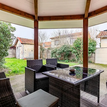 Maison Arcachonnaise Sur Holiday home *